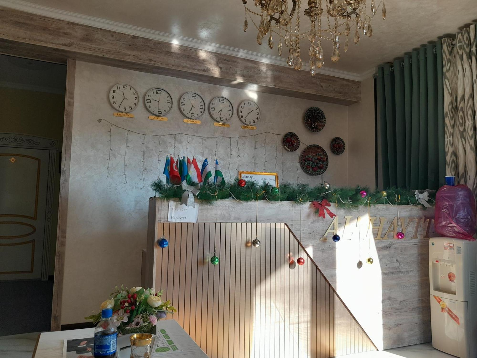 בוקורו Hotel Boutique Al Hayit מראה חיצוני תמונה
