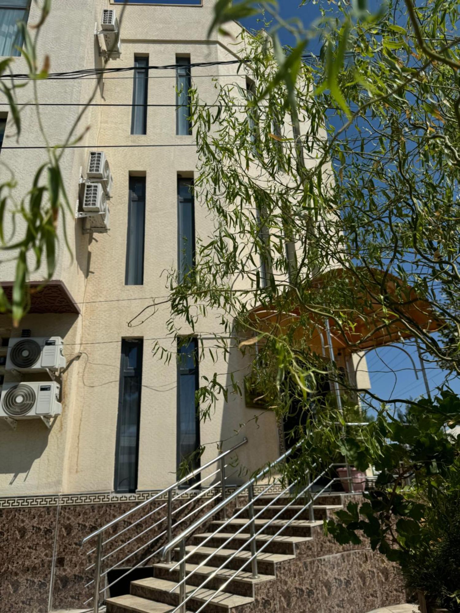 בוקורו Hotel Boutique Al Hayit מראה חיצוני תמונה